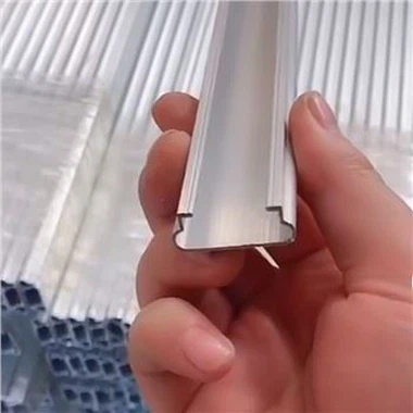 Riel de aluminio para invernadero